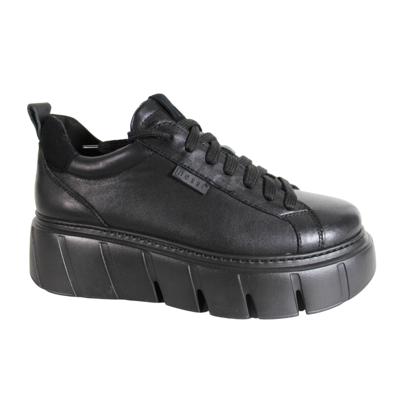 Sneakersy Nessi 24690 Skóra Czarne Lico